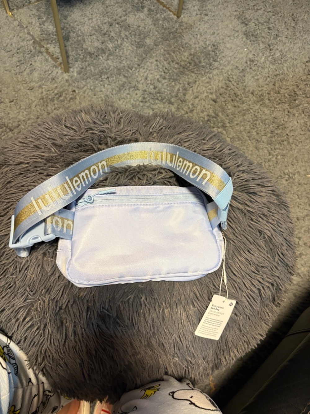 lululemon athletica Light Blue Everywhere Belt Bag - Picture 9 of 11
